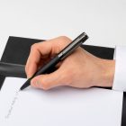 HUGO BOSS golyóstoll, Gear Ribs kollekció - fekete