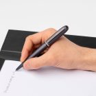 HUGO BOSS golyóstoll, Contour Iconic kollekció - sötétszürke