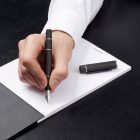 HUGO BOSS töltőtoll, Core kollekció - fekete