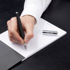 HUGO BOSS rollertoll, Pure Iconic kollekció - fekete