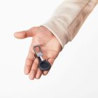 HUGO BOSS kulcstartó AirTag tartóval, Iconic kollekció - fekete, fehér, camel