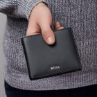 BOSS klasszikus pénztárca kártyatartóval valódi bőrből, Classic Smooth kollekció - fekete