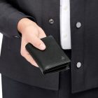 BOSS valódi bőr pénztárca kártyatartóval és aprópénztartóval, lapozható belső résszel, Dou