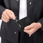 BOSS cipzáras kártyatartó valódi bőrből, Classic Smooth kollekció - fekete